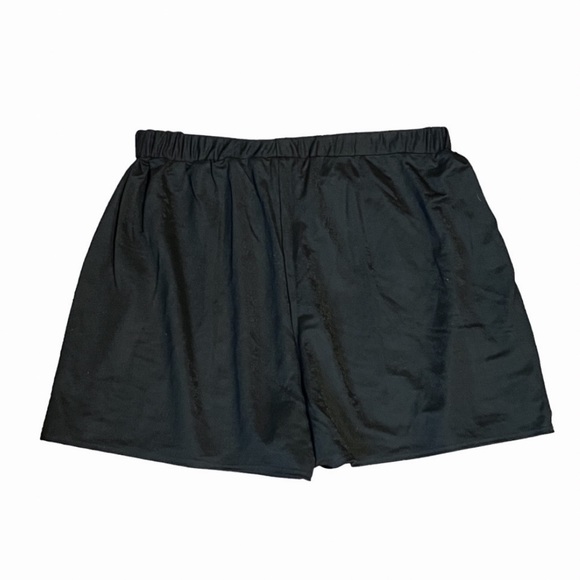 ASOS Design Textured Beach Shorts - Black - Picture 6 of 9